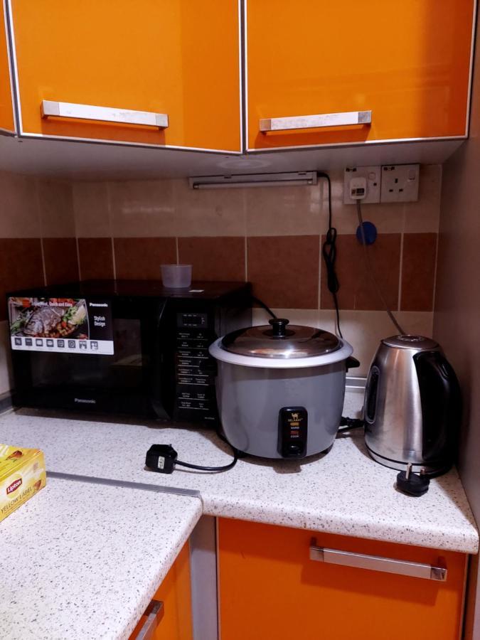 E&A Homestay KLIA/ Sepang/ Nilai Bagian luar foto