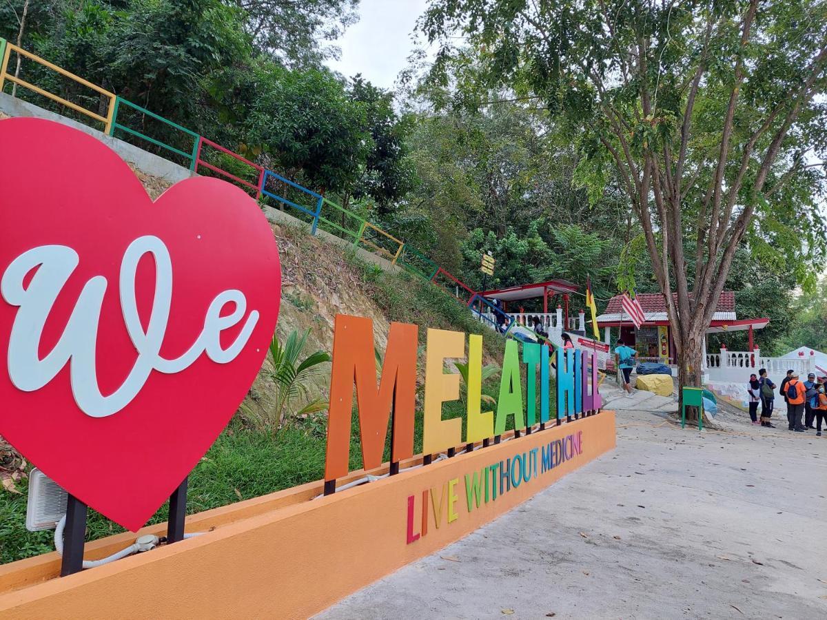 E&A Homestay KLIA/ Sepang/ Nilai Bagian luar foto