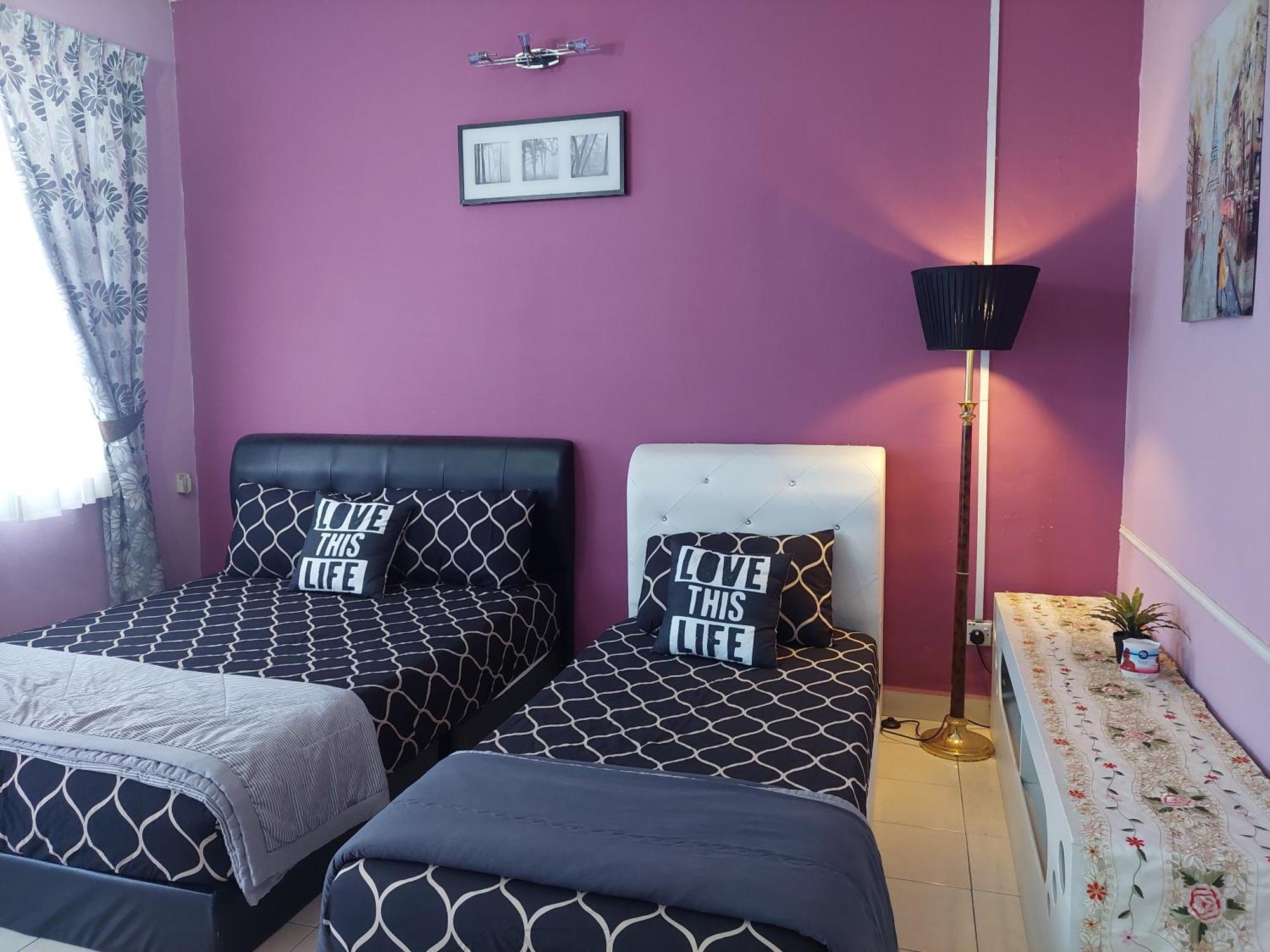 E&A Homestay KLIA/ Sepang/ Nilai Bagian luar foto