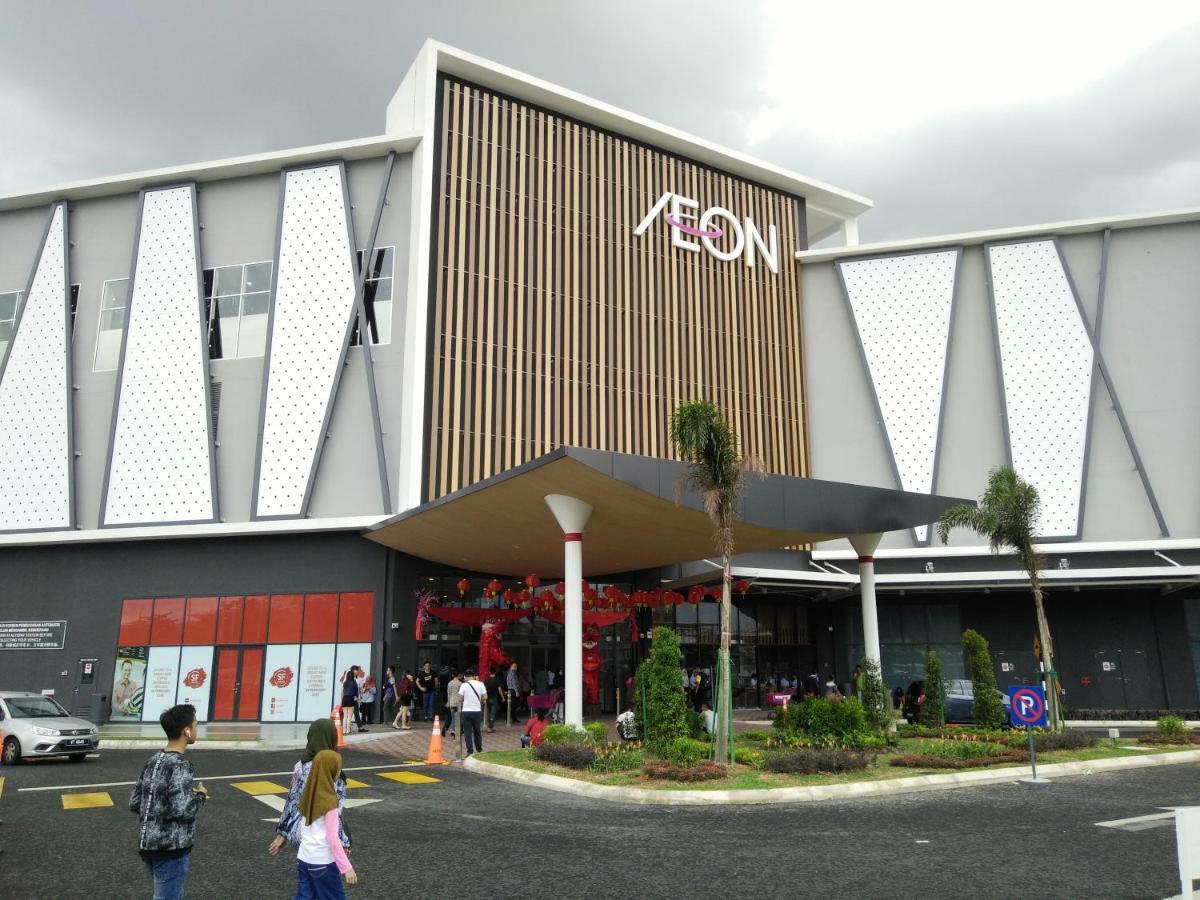 E&A Homestay KLIA/ Sepang/ Nilai Bagian luar foto