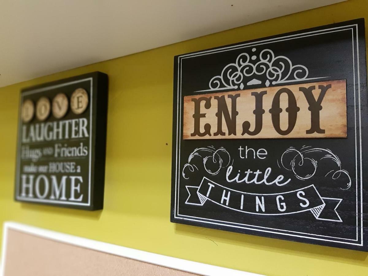E&A Homestay KLIA/ Sepang/ Nilai Bagian luar foto